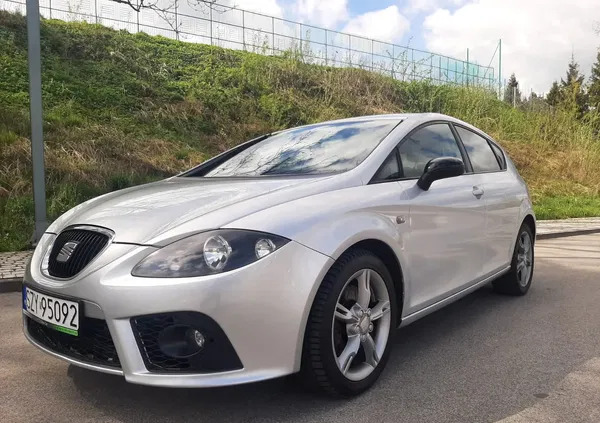 śląskie Seat Leon cena 22700 przebieg: 216000, rok produkcji 2008 z Żywiec